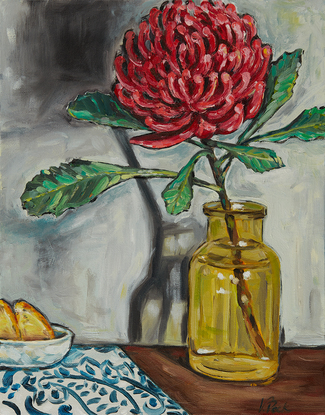 waratah
Still life
yellow glass vase