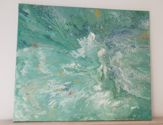 This original painting evokes the beauty of the waves and conveys feelings of joy and peacefulness.