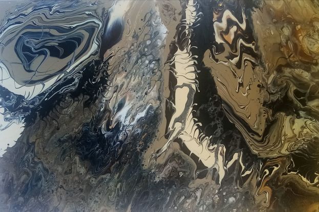 This work combines several fluid art techniques using a limited palette of earth colours. Here and there, flickers of gold attract attention.  At no stage can one never find something new.