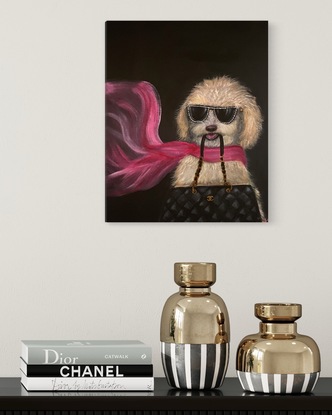 This  quirky artwork is sure to please the fashion enthusiast, animal lover or anyone with a healthy sense of humour. It will brighten any room and would easily  be the centrepiece of conversation. 