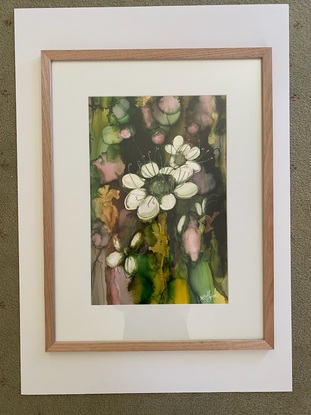 The Lithgow Flower is a delicate white flower hand painted against a pastel toned backdrop in an abstracted style.  