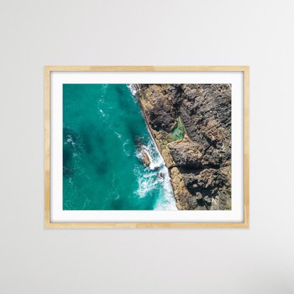 This original photograph is printed professionally on archival paper, the print has a flat finish and is very detailed and looks amazingly vivid showcasing all the natural colours of the Australian coastline.