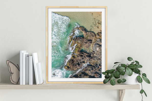 This original photograph is printed professionally on archival paper, the print has a flat finish and is very detailed and looks amazingly vivid showcasing all the natural colours of the Australian coastline.