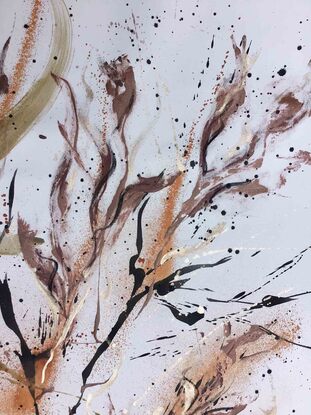 A large painting of seaweed with metallic gold, ochre,  burnt orange, pale terracotta, khaki, green  black and white.