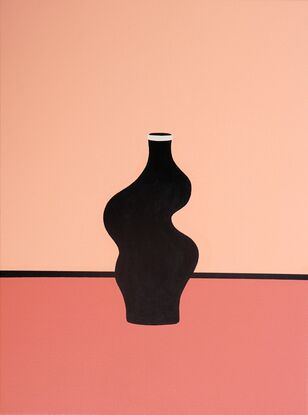 Black curved vase with a soft pink background