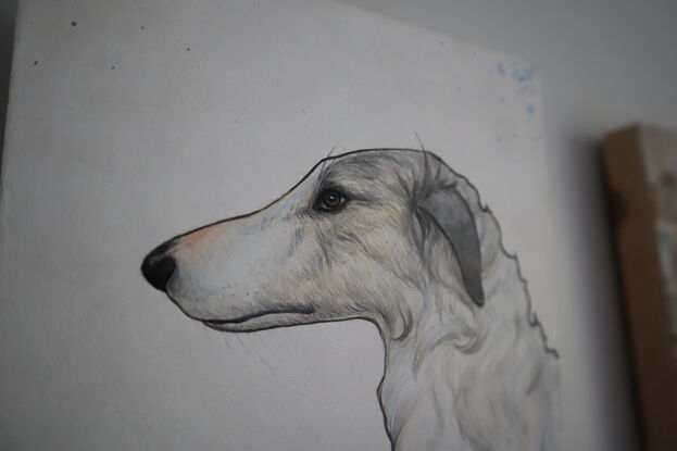 Painting of the profile of a borzoi dog on a white background. There are delft blue patterns in the corners that have iphone, wifi, bluetooth symbols instead of flowers.