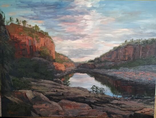 Dusk, red tinged light in Katherine Gorge, Nitmiluk