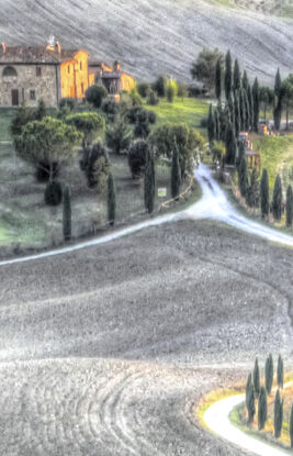 Farmhouse and fields Tuscany, Italy