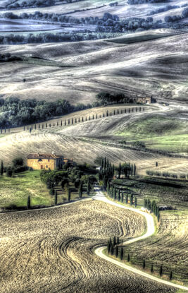 Farmhouse and fields Tuscany, Italy