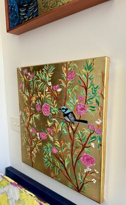 Poetic golden bush 
Acrylic painting on linen ready to hang 
Superb fairy wren in a poetic botanical deco 
The background is done with gold metal leaf 
On Italian linen high quality 
I choose a free inspiration for colours and I give a Japanese touch even if the bird is Australian 
It was a real pleasure to work on this piece.ready to hang with D-rings 
This artwork is provided with a certificate of authenticity.
Wrapped securely with thick cardboard 
