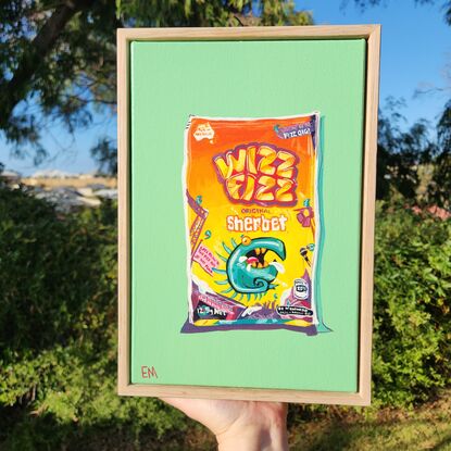 Wizz Fizz colour of sunset on green background