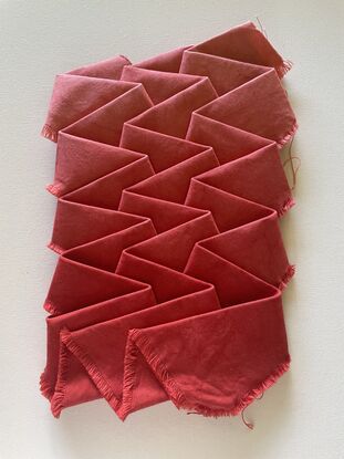 Hand-dyed canvas, the unfolded fabric is larger than A2, and folded it is A4 size.
Inside the artwork it is lined with paper to maintain its shape and the origami folds do not come apart, and a wooden board to protect it from the wall with an iron thread to be able to hang it on the wall easily. 