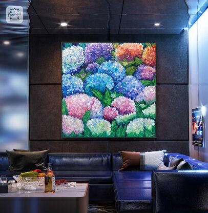 The painting describes the transition of all seasons throughout the year. It has texture and invites the viewer to touch it and feel it. The colours used follow those of each season, and it also presents four distinct blooms symbolizing the birth of each season