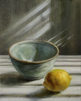 Still life with Bowl and lemon