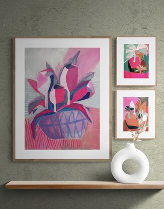 One of four larger works on paper included in my recent floral series. Living in the stunning Southern Highlands NSW, we are blessed with many beautiful gardens including smaller local gardens lining the local streets. I have amazing photographs of tulip beds in Leighton Gardens, the ideal inspiration for these vibrant, fun paintings.