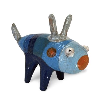 Here is a friendly little ceramic bug featuring a range of rich blue glazes.