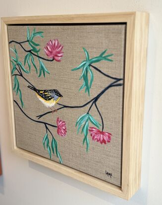 This little artwork is framed with natural light wood 
I keep a background linen it’s just perfect with  neutral tone in a living room or a bedroom.
Parladote are one of my favourite bird ..
The deco around is soft and give a zen touch !
Each painting is provided with a certificate of authenticity.
Wrapped securely with bubble layers and thick cardboard 