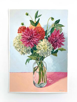 White and pink flowers in glass vase