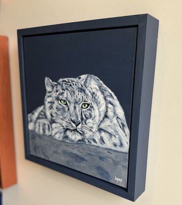 I went to Melbourne zoo and I stayed a long time seeing this elegant snow leopard .
Well I decided to paint this beauty and I hope you will have a crush on it! This painting is slightly varnished with a Matt varnish and framed I painted the frame with the same colour of the painting background for a classic touch.
Each painting is provided with a certificate of authenticity wrapped securely with bubble layers and thick cardboard.