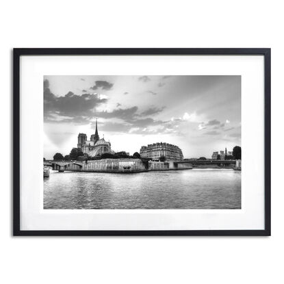 Black and white photograph of river Seine in Paris