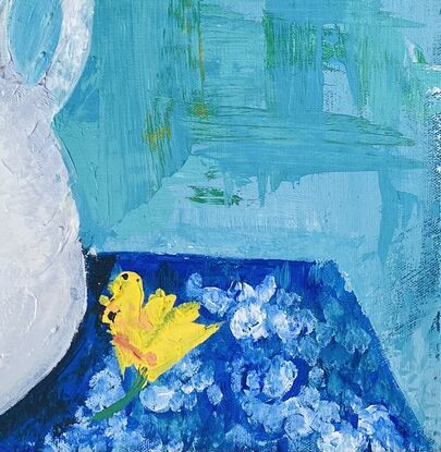 Strong blue and yellow colours to evoke feelings of joy.