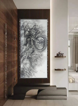 The painting depicts the moment when a motorcycle rider leaps up in an off-road race. Through the delicate brushstrokes of charcoal, the artist captures the dynamics of the motorcycle speeding by, and the splashing dirt and gravel are like energy bursting out in all directions, and the whole picture is full of symbols of wildness and freedom.