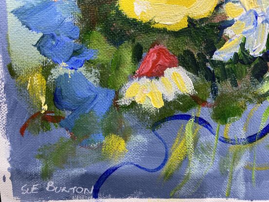 An Alla Prima piece in soft impressionistic style where the yellow, orange and small red flowers glow against the blue grey background. A simple feast for your eyes. This will fit in a standard A2 frame and bring a happy feeling to your room or sit on a shelf and enjoy!