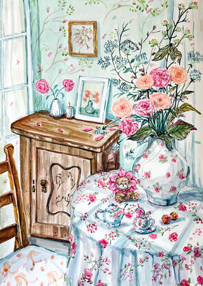 A home with many flower patterns,during afternoon tea at home, enjoy a ray of sunshine shining into the house and warming the whole home.