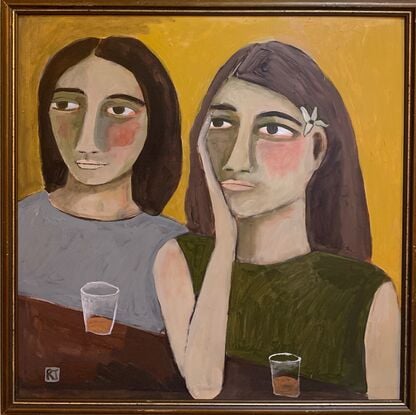 The painting depicts the head and shoulders of two girls. They are standing at a brown bench and there are glasses in front of them. The background is a yellow ochre. 