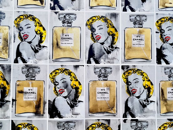 Marilyn monroe Chanel No5 perfume posters