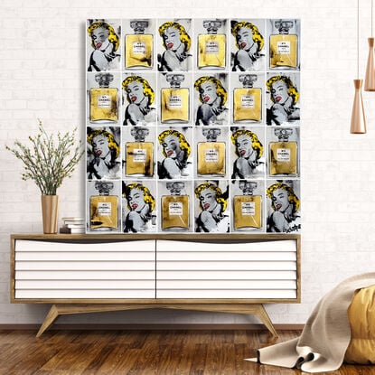 Marilyn monroe Chanel No5 perfume posters