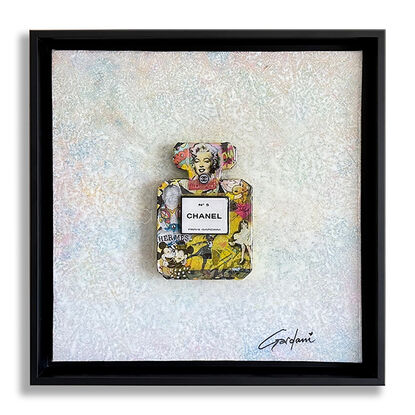 3D Art, 3d chanel bottle, collage paper, fiberglass bottle, art on canvas, hand painted art, resin coat, marilyn monroe, chanel, wall art, wall sculpture, artwork framed