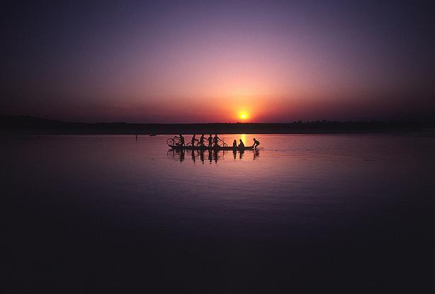 (CreativeWork) Marooned Ed. 1 of 50 by Robert Langlois. Photograph. Shop online at Bluethumb.